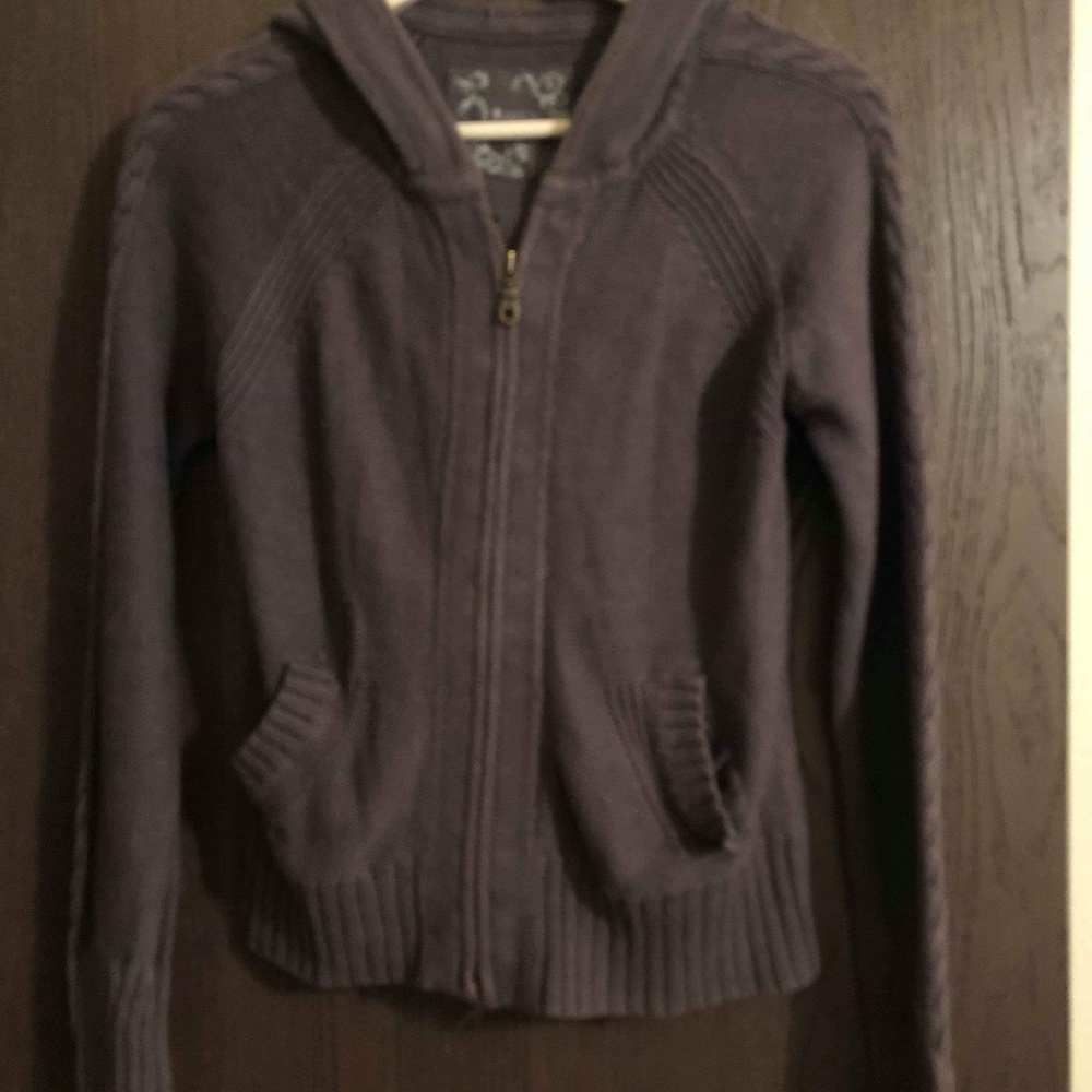 Gray sweater